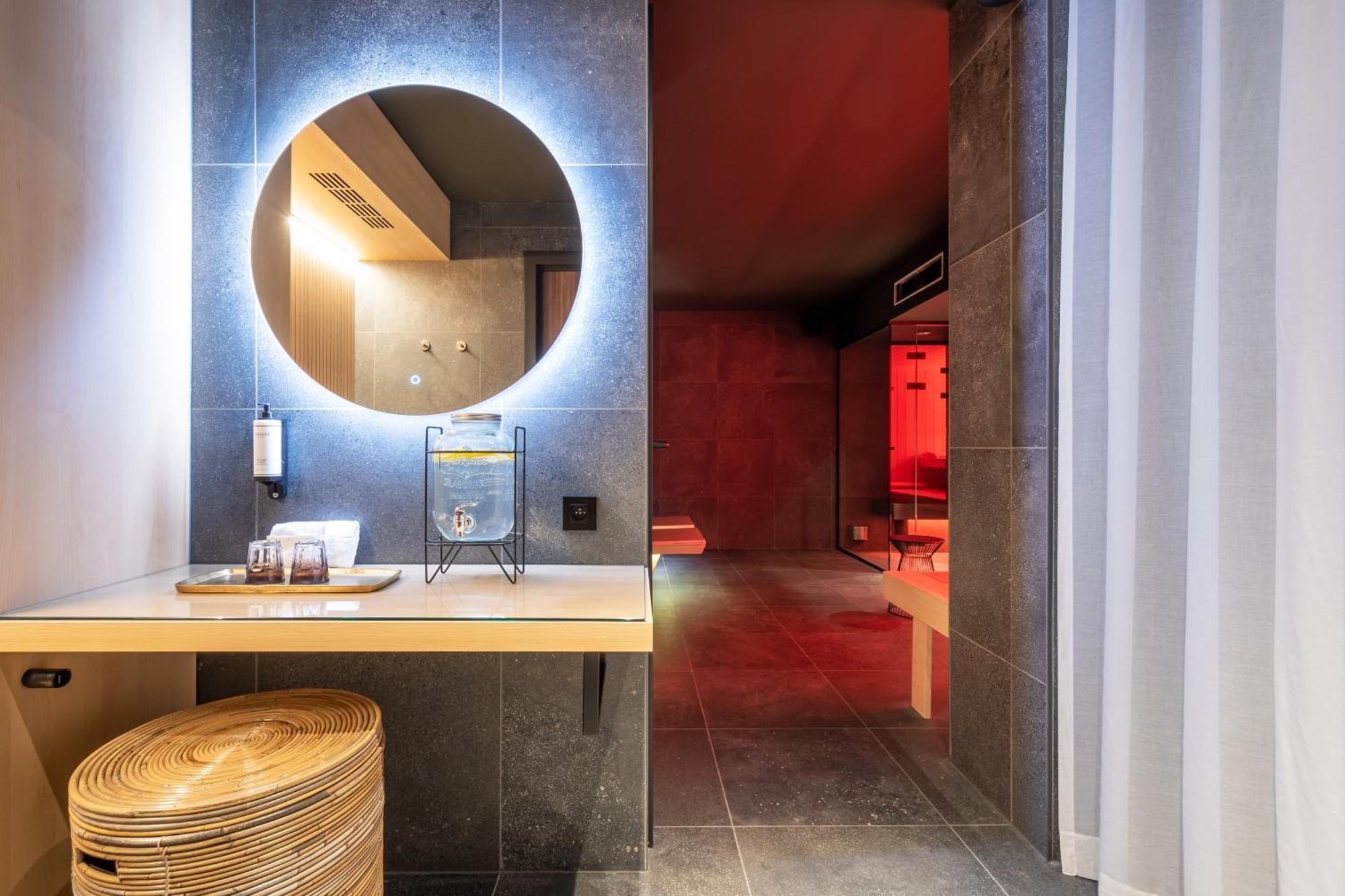One Two Four - Hotel & Spa Gand Extérieur photo